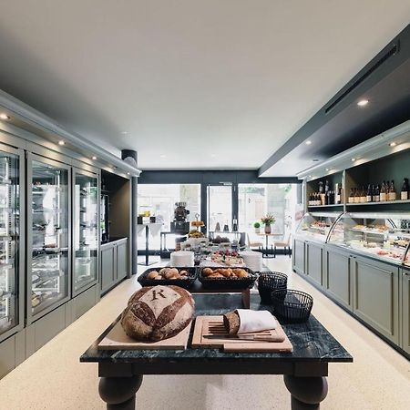 Central By Residence Hotel Βαντούζ Εξωτερικό φωτογραφία