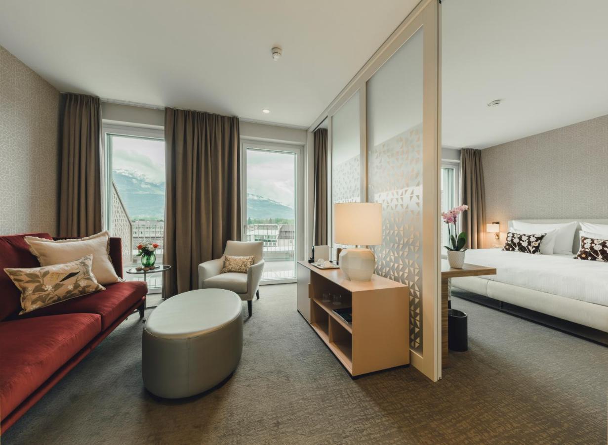 Central By Residence Hotel Βαντούζ Εξωτερικό φωτογραφία