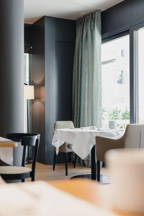 Central By Residence Hotel Βαντούζ Εξωτερικό φωτογραφία